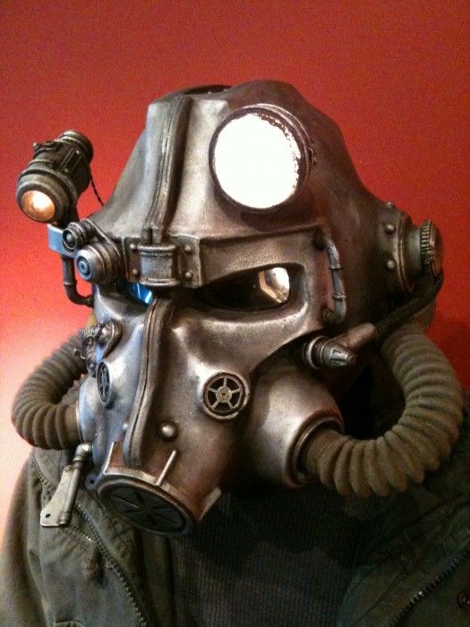 fallout helmet 525x700 Это мотоциклетный шлем из Fallout